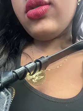 Snapshot of amorasecy chatting on 19, 5, 2026 amorasecy online show from 19, 5, 2026