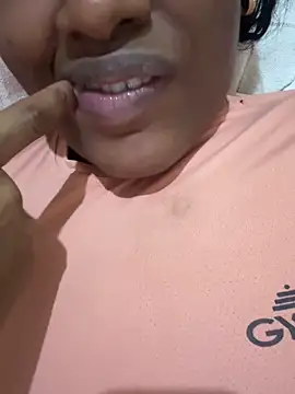 Snapshot of amorasecy chatting on 8, 6, 2026 amorasecy online show from 8, 6, 2026