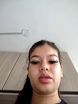 Arimonroee online show from 16, 4, 2026