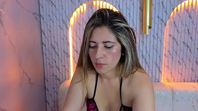 Phoebe Tx online show from 16, 1, 2026