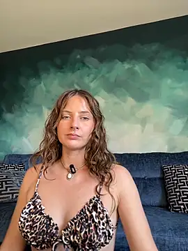Snapshot of miamiamuse chatting on 22, 4, 2026 miamiamuse online show from 22, 4, 2026