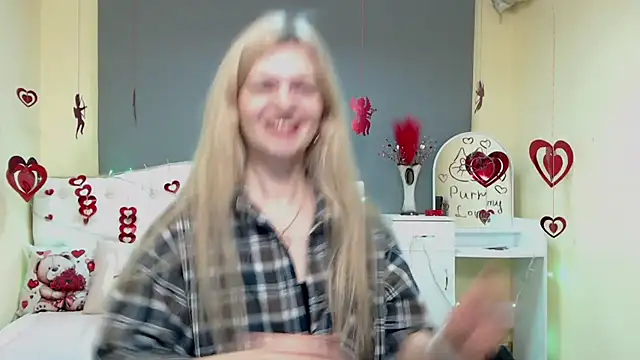 Snapshot of MelissaTyler chatting on 3, 2, 2026 MelissaTyler online show from 3, 2, 2026