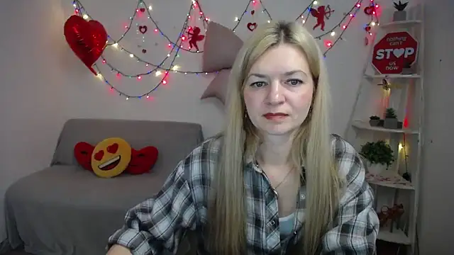 Snapshot of MelissaTyler chatting on 5, 2, 2026 MelissaTyler online show from 5, 2, 2026