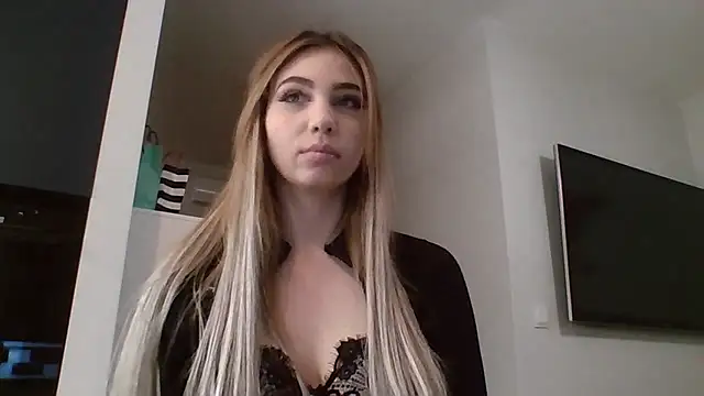 Snapshot of TeenLily chatting on 2, 2, 2026 TeenLily online show from 2, 2, 2026