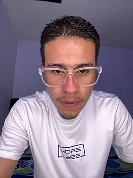 Latin Paisa Boy online show from 22, 2, 2026