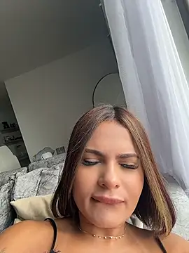 Irina Velvett online show from 28, 6, 2026