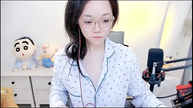 Snapshot of Cindy-dd chatting on 22, 4, 2026 Cindy-dd online show from 22, 4, 2026