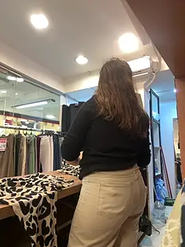 lele202526 online show from 14, 4, 2026