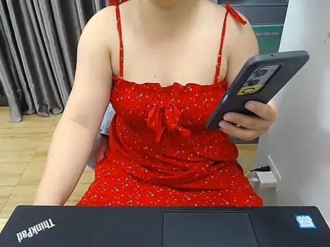Snapshot of Coffee_Milktea chatting on 5, 7, 2026 Coffee Milktea online show from 5, 7, 2026
