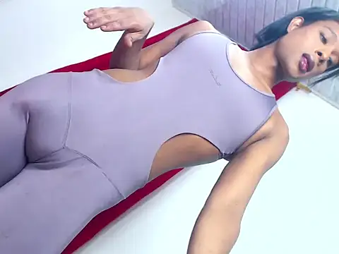 latina ts july online show from 20, 4, 2026