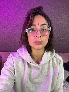 Snapshot of luna_gv chatting on 4, 3, 2026 luna gv online show from 4, 3, 2026