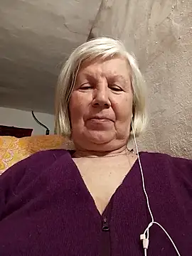 KlaudiaDarling online show from 7, 3, 2026