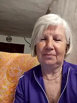 KlaudiaDarling online show from 5, 4, 2026