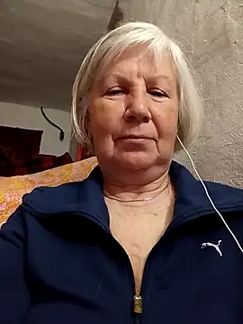 KlaudiaDarling online show from 18, 4, 2026