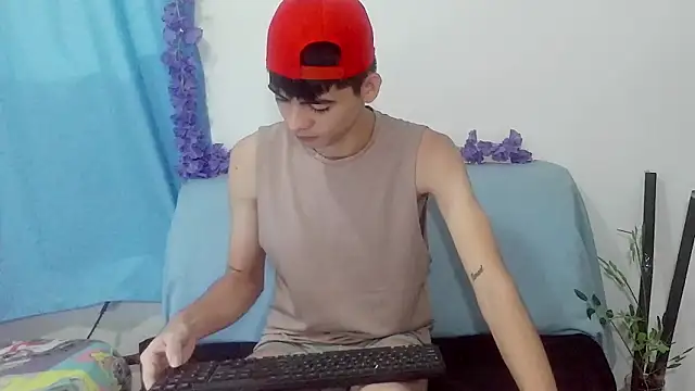 nico22love online show from 23, 2, 2026