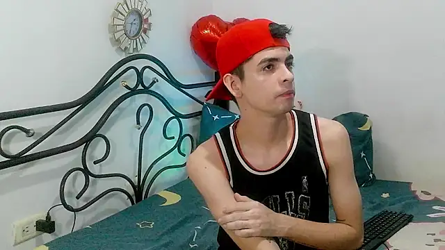 nico22love online show from 28, 2, 2026