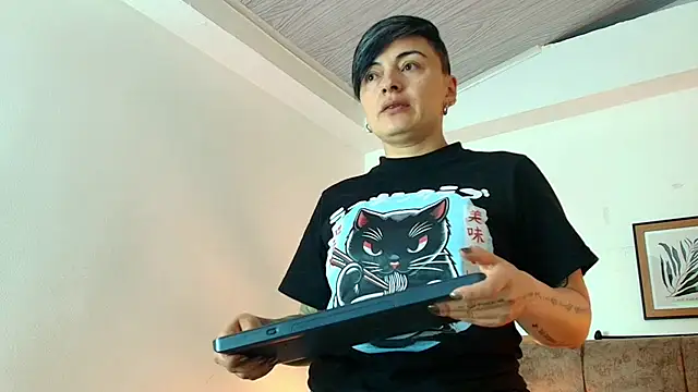 kat paradise online show from 8, 7, 2026