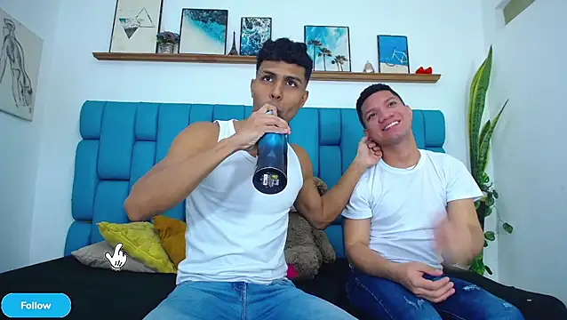 Interracial Snow Bunny online show from 17, 4, 2026