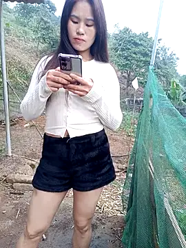 Snapshot of congchua977 chatting on 10, 3, 2026 congchua977 online show from 10, 3, 2026