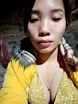 Snapshot of yeutinh00 chatting on 6, 1, 2026 yeutinh00 online show from 6, 1, 2026