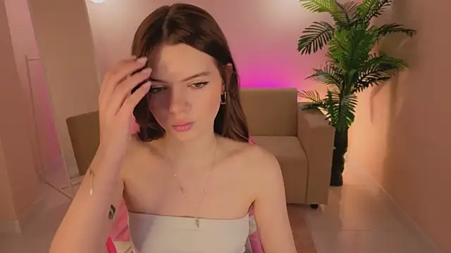 Ellya me online show from 10, 2, 2026