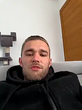 Benjamiinlt online show from 13, 4, 2026