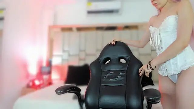 ElaRabbit online show from 19, 2, 2026