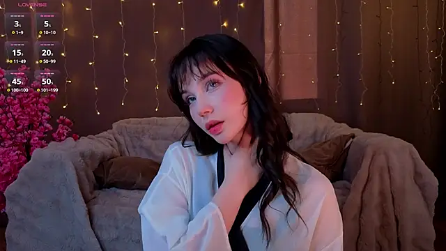 Snapshot of KiraYukimura chatting on 6, 2, 2026 KiraYukimura online show from 6, 2, 2026