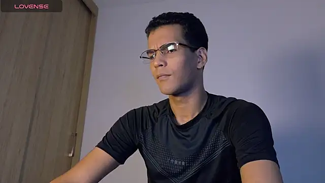 Snapshot of Pikashu7u7 chatting on 6, 2, 2026 Pikashu7u7 online show from 6, 2, 2026