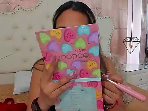 Snapshot of IsabelaAcosta chatting on 13, 1, 2026 IsabelaAcosta online show from 13, 1, 2026