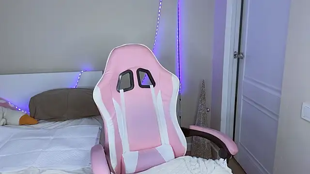 jasmilee online show from 23, 2, 2026