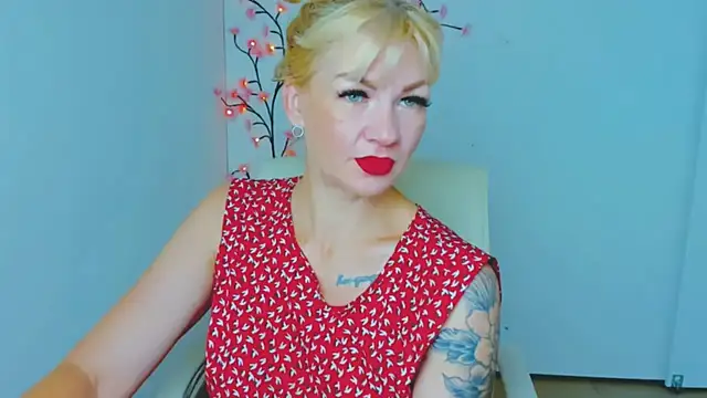 Snapshot of Madonna_Fire chatting on 28, 6, 2026 Madonna Fire online show from 28, 6, 2026