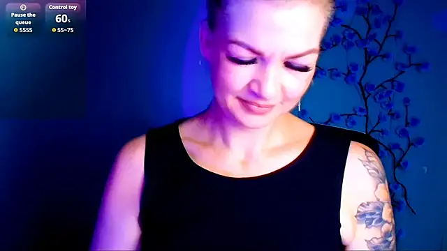 Snapshot of Madonna_Fire chatting on 29, 7, 2026 Madonna Fire online show from 29, 7, 2026