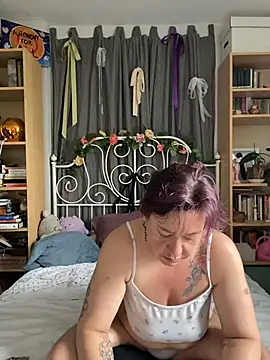 NymphoBuzi online show from 24, 5, 2026