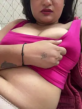 Curvy Anaya online show from 25, 4, 2026