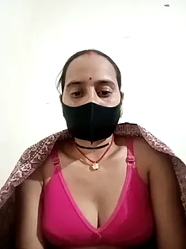 Snapshot of Madhuri_Love143 chatting on 6, 2, 2026 Madhuri Love143 online show from 6, 2, 2026
