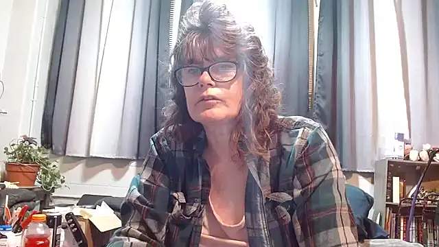 Snapshot of ladylavende3 chatting on 19, 2, 2025 ladylavende3 online show from 19, 2, 2025