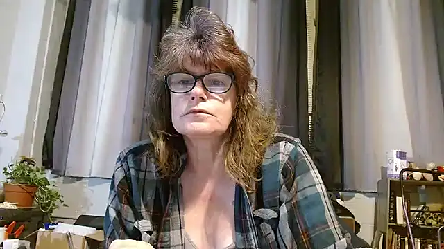 Snapshot of ladylavende3 chatting on 26, 2, 2025 ladylavende3 online show from 26, 2, 2025