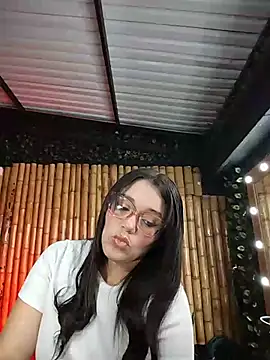 Snapshot of Astrid_williams chatting on 27, 6, 2026 Astrid williams online show from 27, 6, 2026
