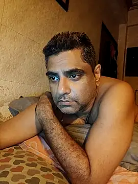 hardnhornybull online show from 28, 7, 2026