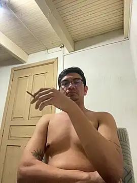 GostosoRS25 online show from 3, 8, 2026
