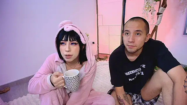 Snapshot of Xayah_and_Rakan chatting on 12, 5, 2026 Xayah and Rakan online show from 12, 5, 2026
