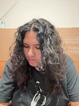 Angeliccreamyrican online show from 6, 2, 2026