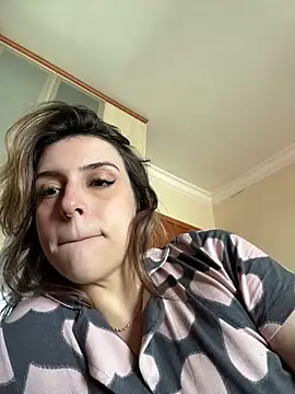 Snapshot of BarbieHotBrazil chatting on 14, 4, 2026 BarbieHotBrazil online show from 14, 4, 2026