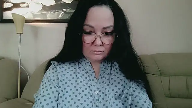 infinity loveliness online show from 23, 4, 2026