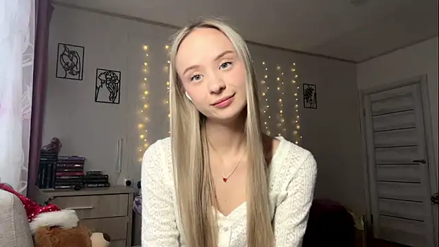 LatashiaOrcutt online show from 12, 1, 2026