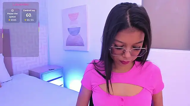 Alondra 2526 online show from 17, 1, 2026