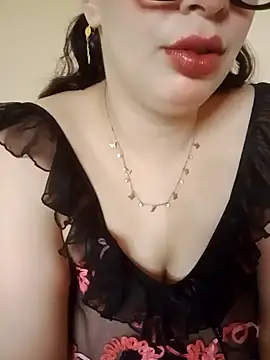 Snapshot of charmoutak_nada chatting on 1, 6, 2026 charmoutak nada online show from 1, 6, 2026
