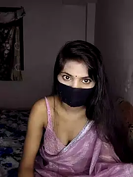 Snapshot of rani_coupleee chatting on 3, 5, 2026 rani coupleee online show from 3, 5, 2026