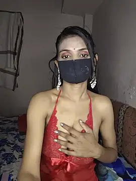Snapshot of rani_coupleee chatting on 17, 5, 2026 rani coupleee online show from 17, 5, 2026